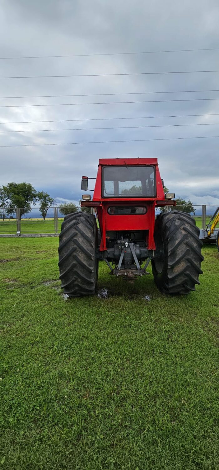 Tractor MF 1615S, 4WD, Patón con Cabina - Imagen 5