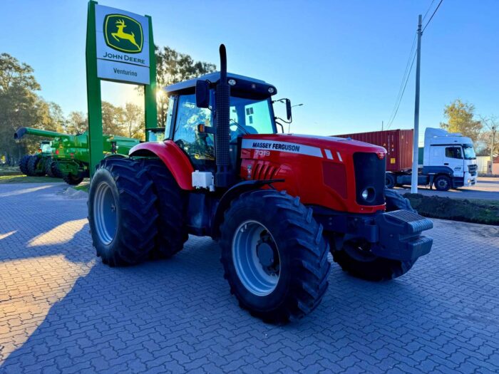 Tractor Massey Ferguson 7019, 190 HP, 4wd, Dual, 2015.