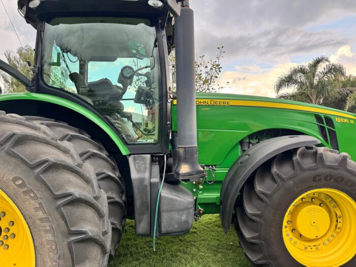 Tractor John Deere 8335R, 335HP, 4WD, Dual, 2012. - Imagen 2