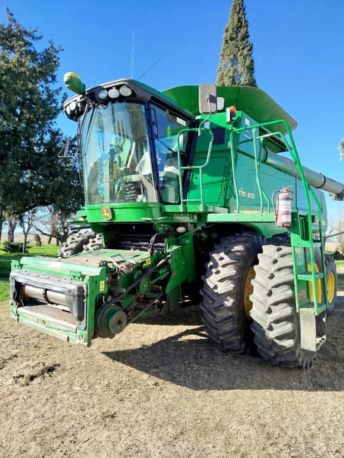 Cosechadora John Deere 9770, 2wd, Dual, Draper 40, 2014.