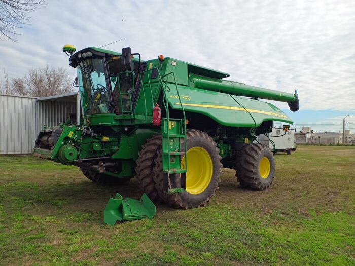 Cosechadora John Deere 9670, 2wd, Dual, Draper 35, 2014.