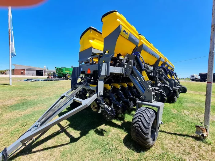 Sembradora Pla STP G22 (27 a 42) Tech. Doble Fertilización. - Imagen 2