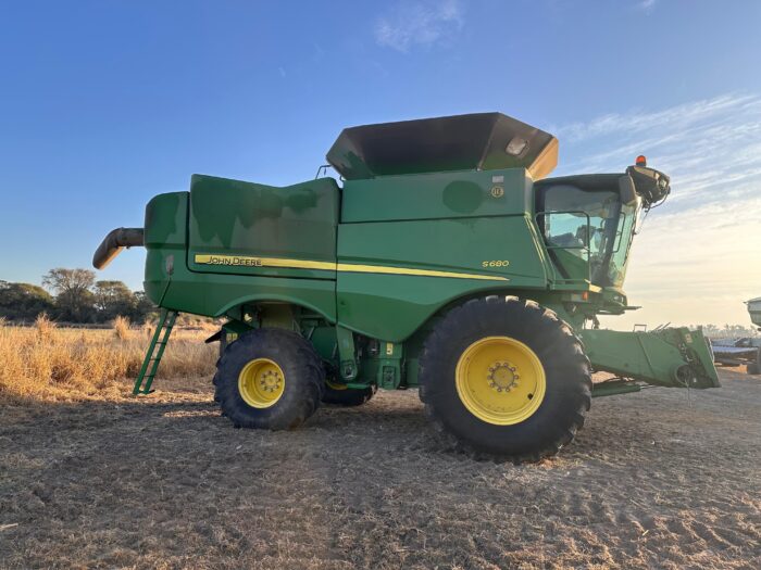 Cosechadora John Deere S680 4WD Dual Draper 45 año 2018 - Imagen 2