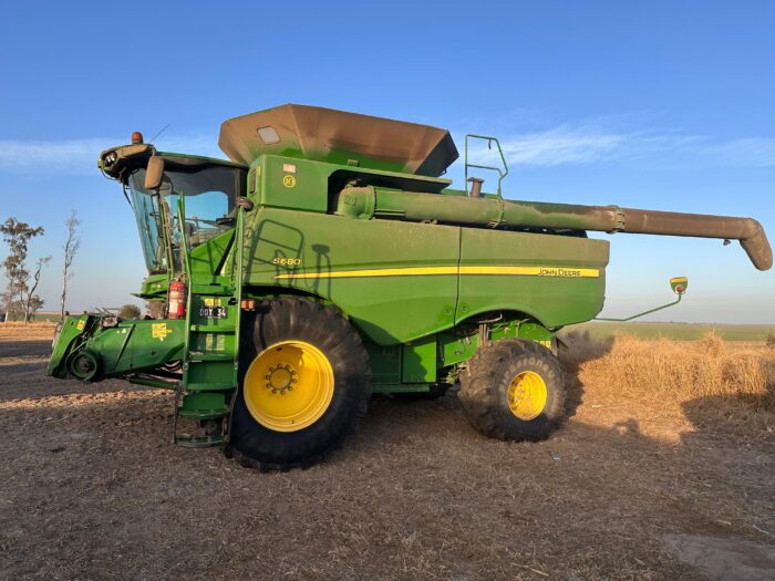 Cosechadora John Deere S680 4WD Dual Draper 45 año 2018