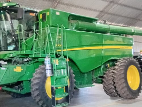 Cosechadora John Deere S770, 4wd, Dual, 40 Draper Pies, 2019