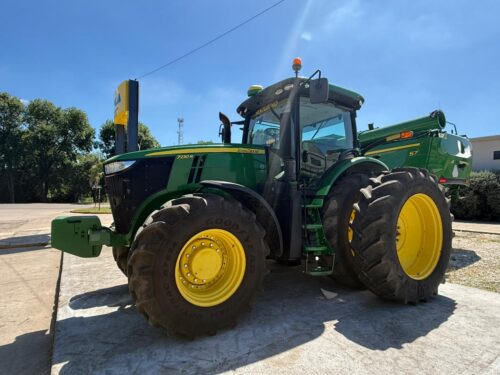 Tractor John Deere 7230r, 230 HP, 4wd, Dual, 2018.